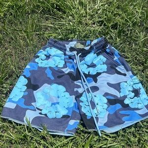 AFRICAN DIAS DENIM tear Shorts Mens Size S Blue Camo puff Print